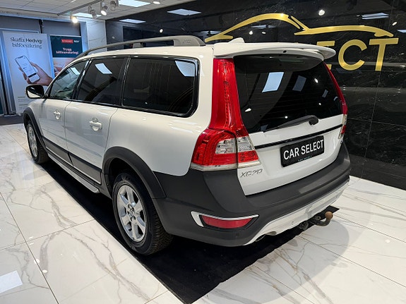 Volvo XC70 3 of 5
