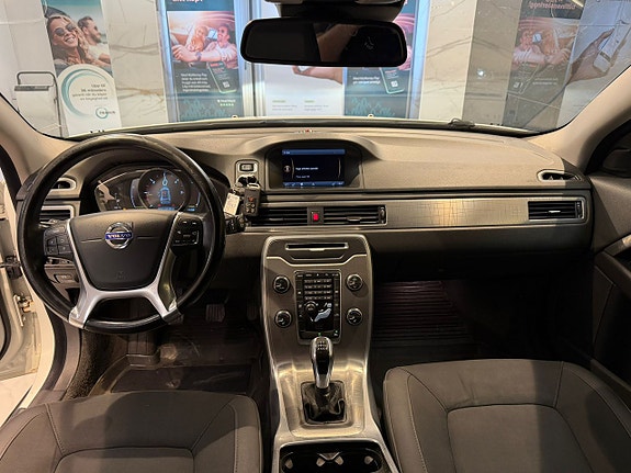 Volvo XC70 9 of 23