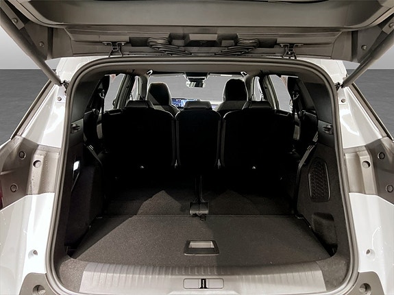Peugeot 5008 4 of 5