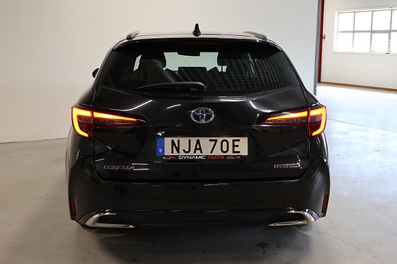 Toyota Corolla 7 of 21