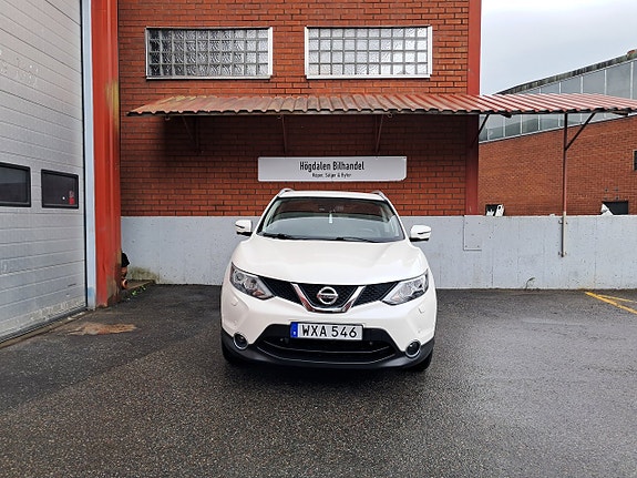 Nissan Qashqai 2 of 5