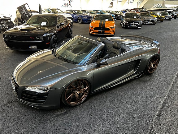 Audi R8 9 of 27