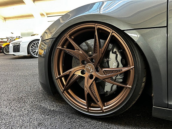 Audi R8 10 of 27