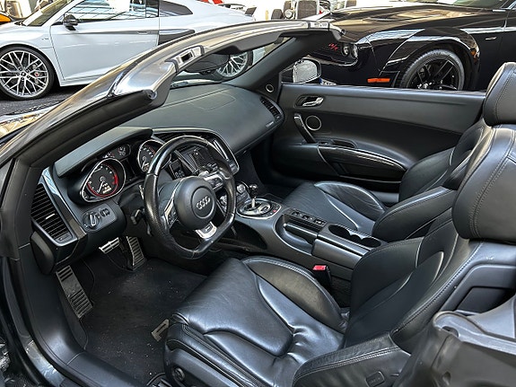 Audi R8 19 of 27