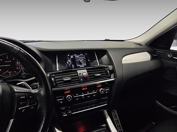 BMW X4 8 of 15