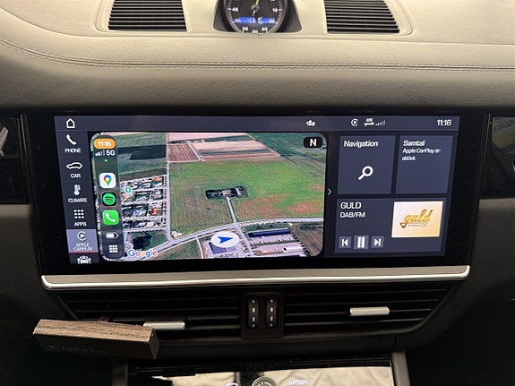 Porsche Cayenne 12 of 25