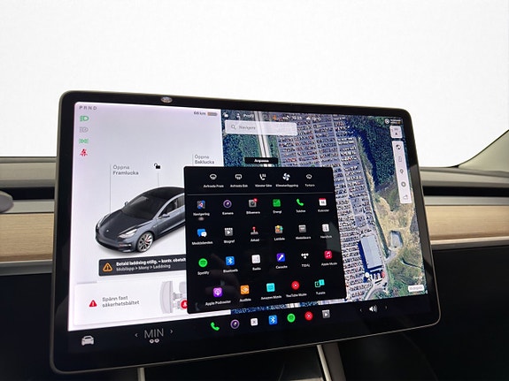 Tesla Model 3 16 of 30