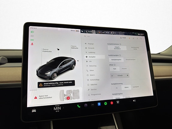 Tesla Model 3 14 of 30