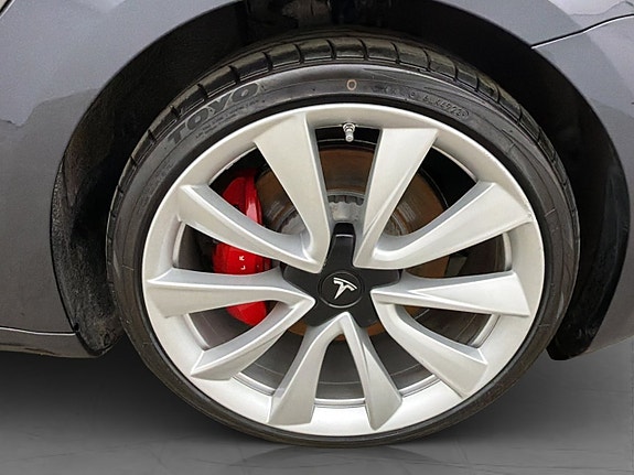 Tesla Model 3 30 of 30
