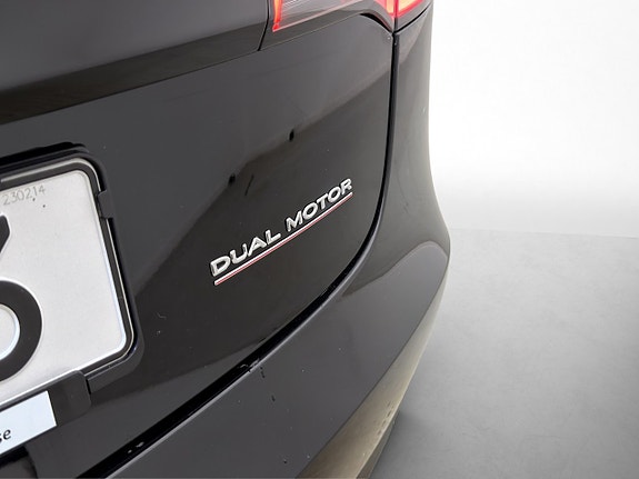 Tesla Model 3 28 of 30