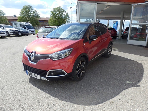 Renault Captur 2 of 5