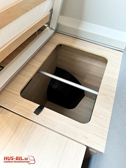 Pössl Trenta 640 / Solpanel / Välutrustad 10 of 25