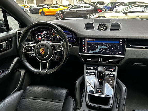 Porsche Cayenne 24 of 25