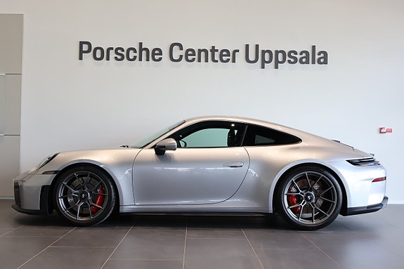 Porsche 911 GT3 2 of 5
