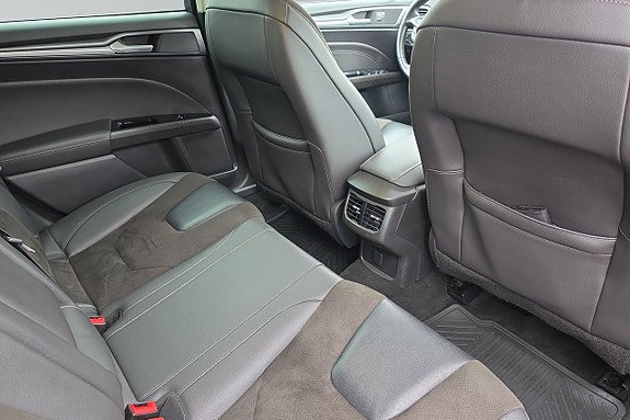 Ford Mondeo 9 of 10