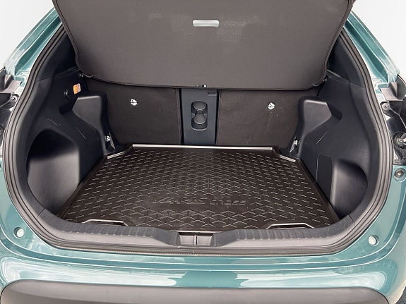 Toyota Yaris Cross 10 of 13