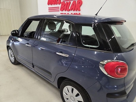 Fiat 500L 9 of 10
