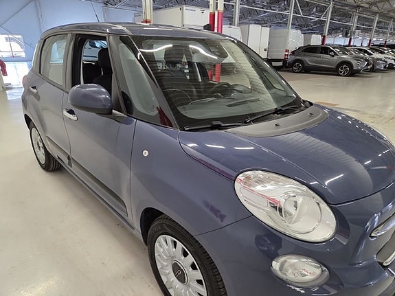 Fiat 500L 3 of 10