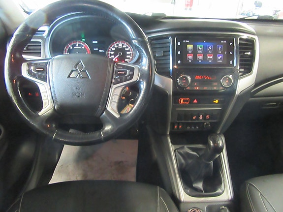 Mitsubishi L200 5 of 6