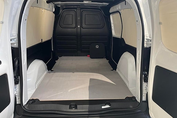 Mercedes-Benz eCitan 14 of 15
