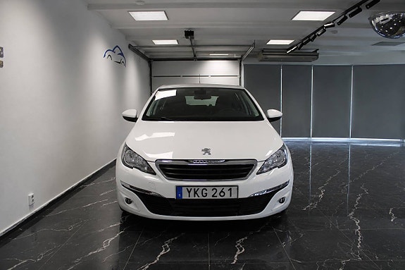 Peugeot 308 5 of 12