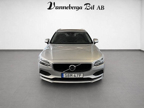 Volvo V90 2 of 7