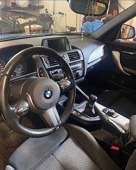 BMW 118i 5 of 5
