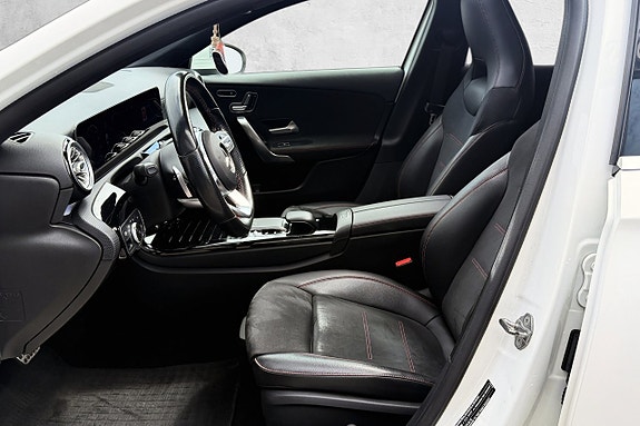 Mercedes-Benz A200 10 of 27