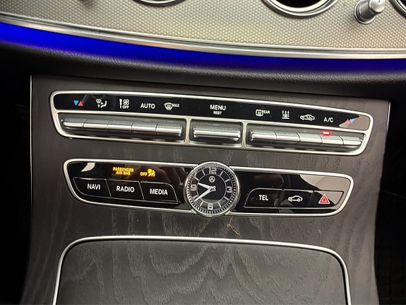 Mercedes-Benz E220 d 26 of 30