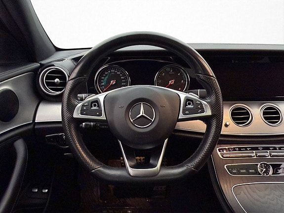 Mercedes-Benz E220 d 16 of 30