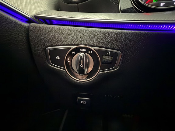 Mercedes-Benz E220 d 22 of 30