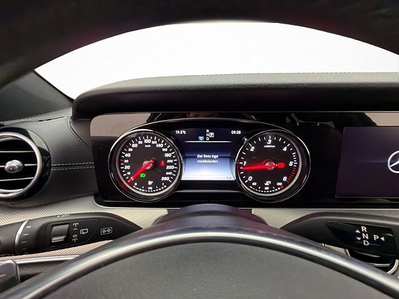 Mercedes-Benz E220 d 20 of 30