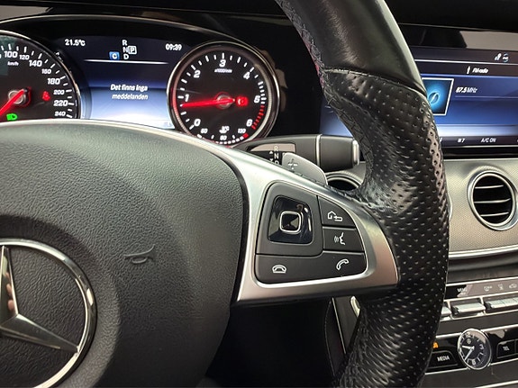 Mercedes-Benz E220 d 24 of 30