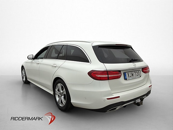 Mercedes-Benz E220 d 4 of 5