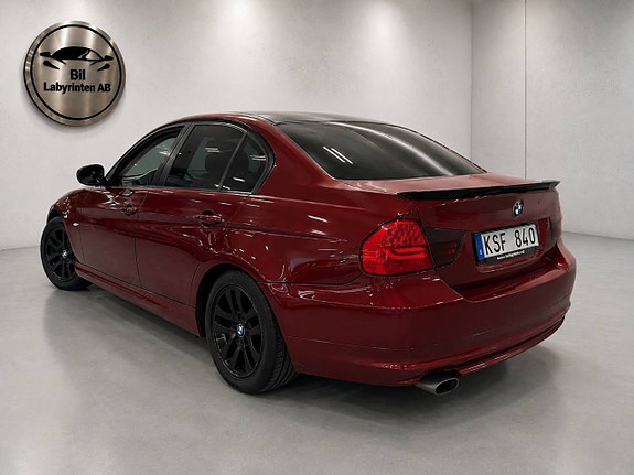 BMW 320d 3 of 9