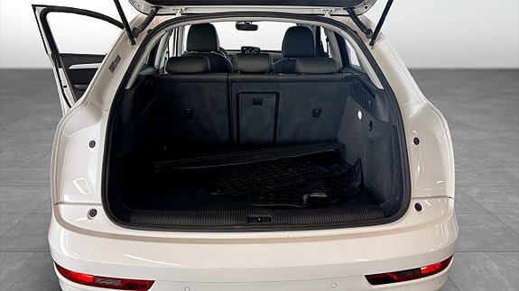 Audi Q3 14 of 16