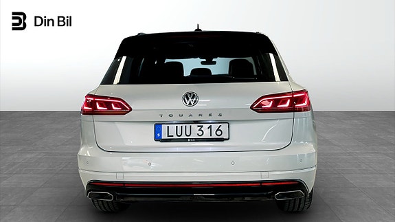 Volkswagen Touareg 5 of 5
