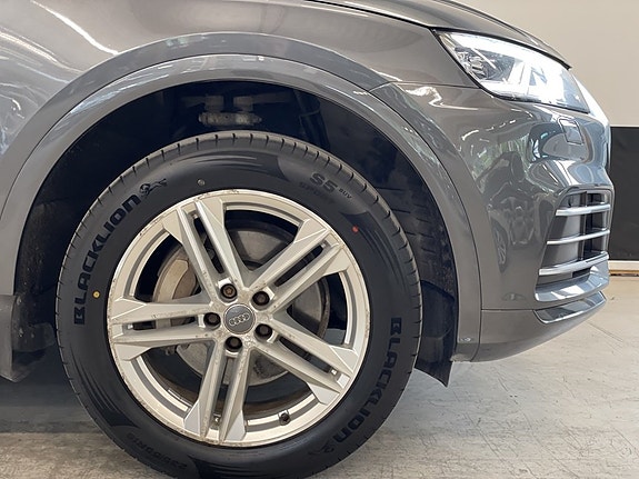 Audi Q5 6 of 23