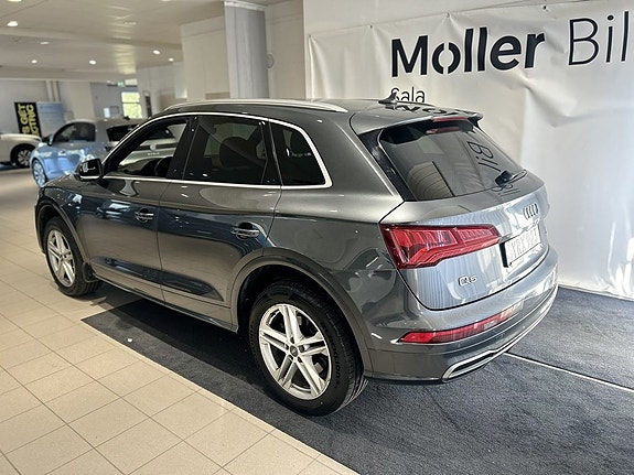 Audi Q5 6 of 21