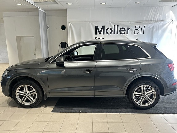 Audi Q5 4 of 21