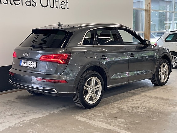 Audi Q5 7 of 23