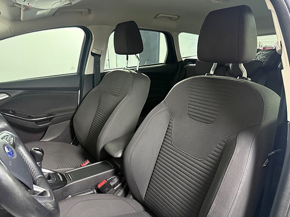 Ford Focus 10 of 15