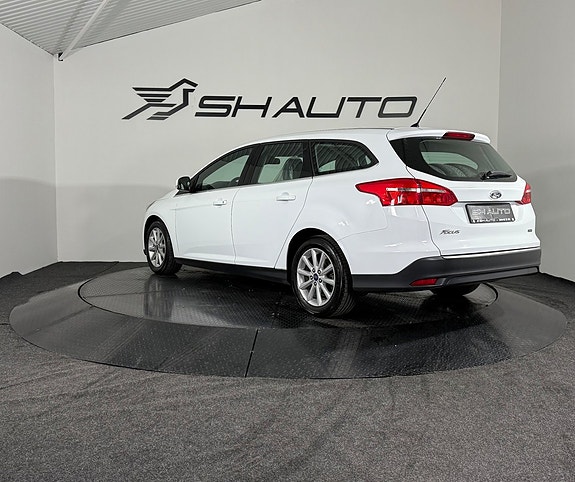 Ford Focus 7 of 15