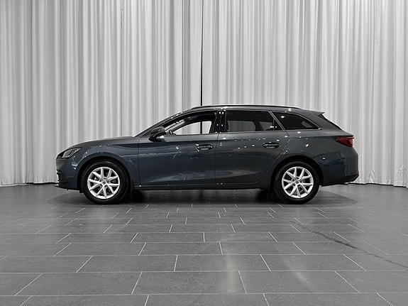 Seat Leon 2 of 5