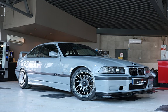 BMW M3 7 of 15