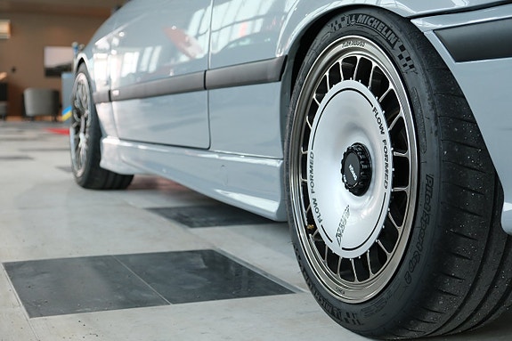 BMW M3 9 of 15