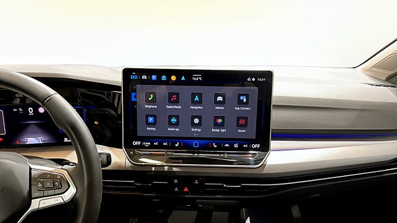 Volkswagen Golf I 9 of 20