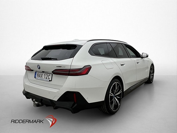 BMW i5 6 of 30