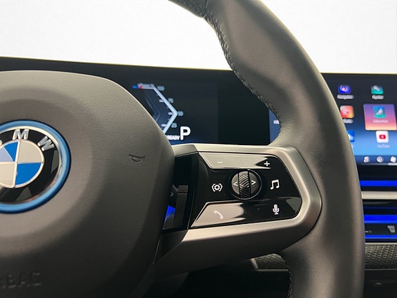 BMW i5 23 of 30