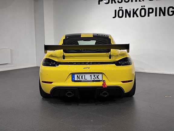 Porsche 718 4 of 5